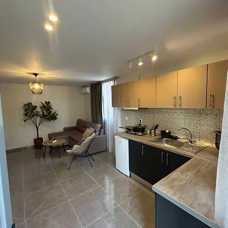 Eliza's House 펜션 *