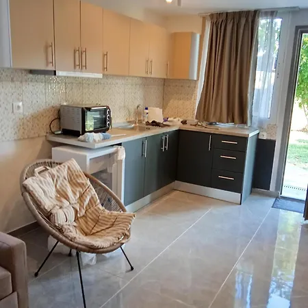 بيت للعطل Eliza's House سوزوبولي